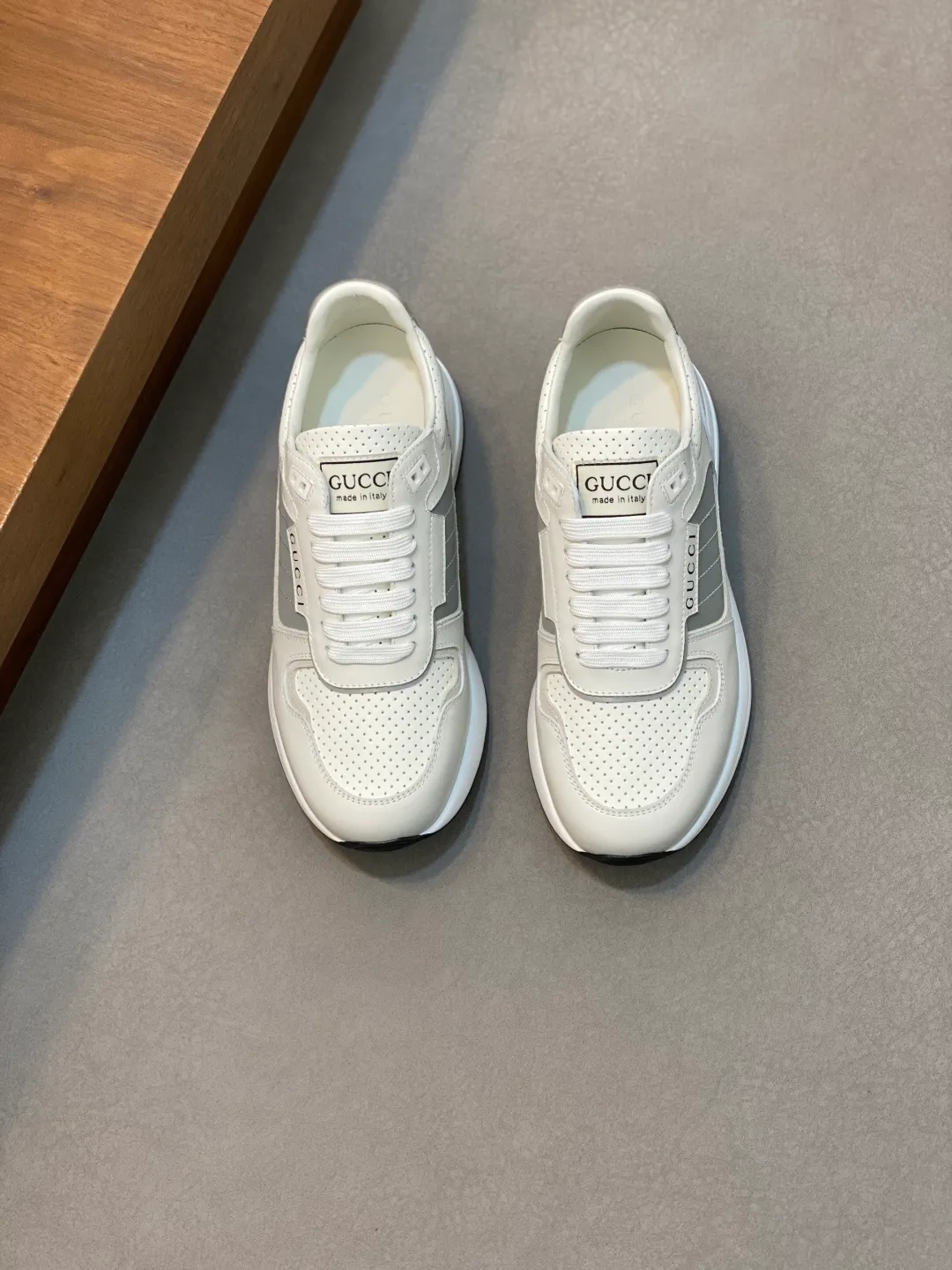 Factory price: 460💰[Gucci] Gucci - High-end quality original order - Upper: Nappa calfskin, pebbled calfskin, computer embroidered brand totem - Inner: water-dyed cowhide - Outsole: ultra-light T men's shoes 💰U·Rubber; two-color molded outsole - Super high quality control·Fine workmanship: highlighted (high-end·luxury·grade) -Size: 38-45